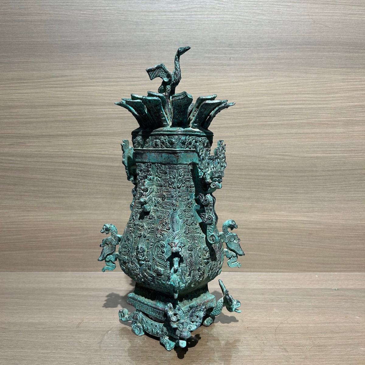 （Lotus Crane Square Vase）Copper products, vintage decorations, furniture accessories, tabletop ornaments