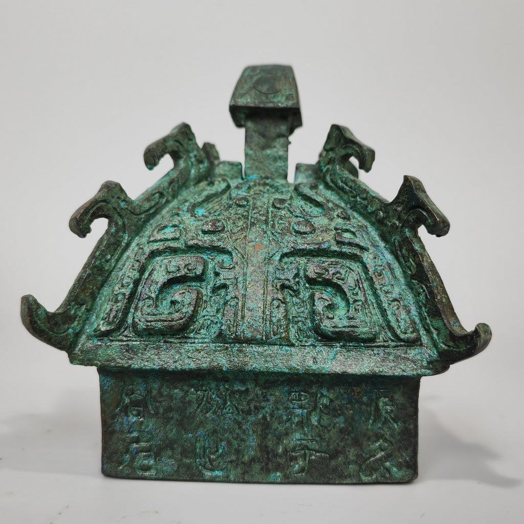 (Chime Vase) Metal decorative item - Oriental table decoration - Antique style collectible