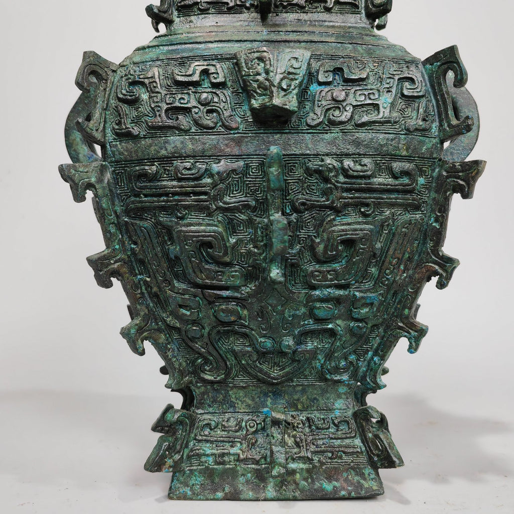 (Chime Vase) Metal decorative item - Oriental table decoration - Antique style collectible