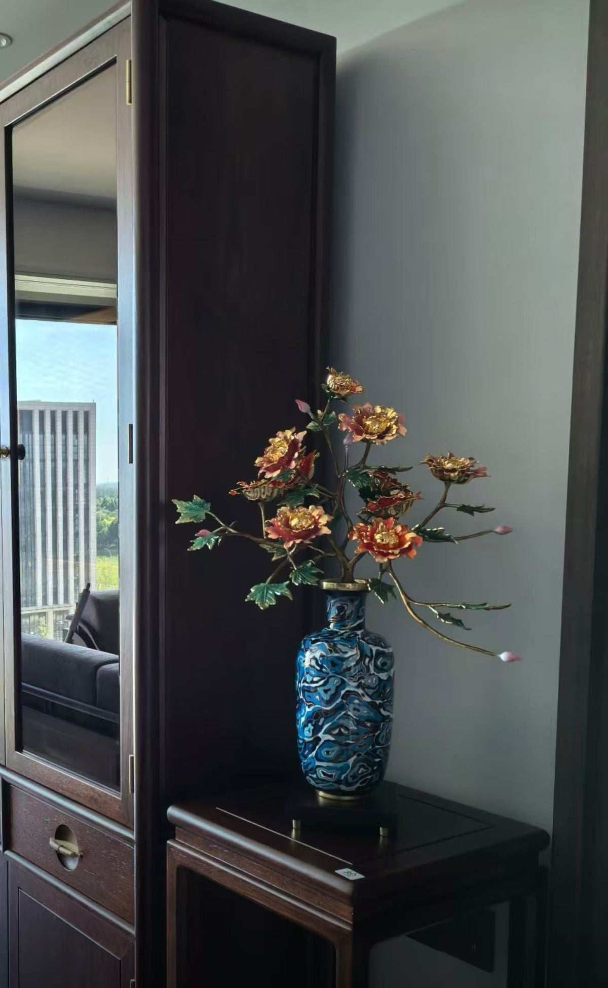 Copper decorative items, bouquets, colorful flowers, peony vase, wedding decoration vase, table vase, metal entrance hall living room decoration