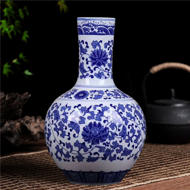 Blue and white porcelain, living room, display cabinet, entrance hall, flower vase and flower arrangement decorations, Asian decorations
